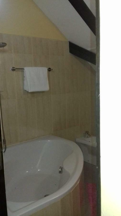 Ferienwohnung Shay Lyah Self Catering Victoria Exterior foto